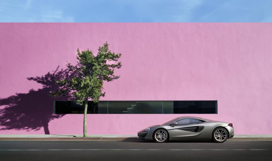  McLaren 570S Coupe 2015 года  (фото 21 из 38)